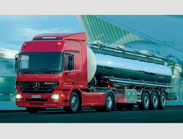 Poze camioane Mercedes Benz_26